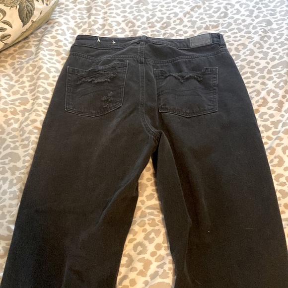A&E Black Mom jeans ripped - Picture 2 of 2